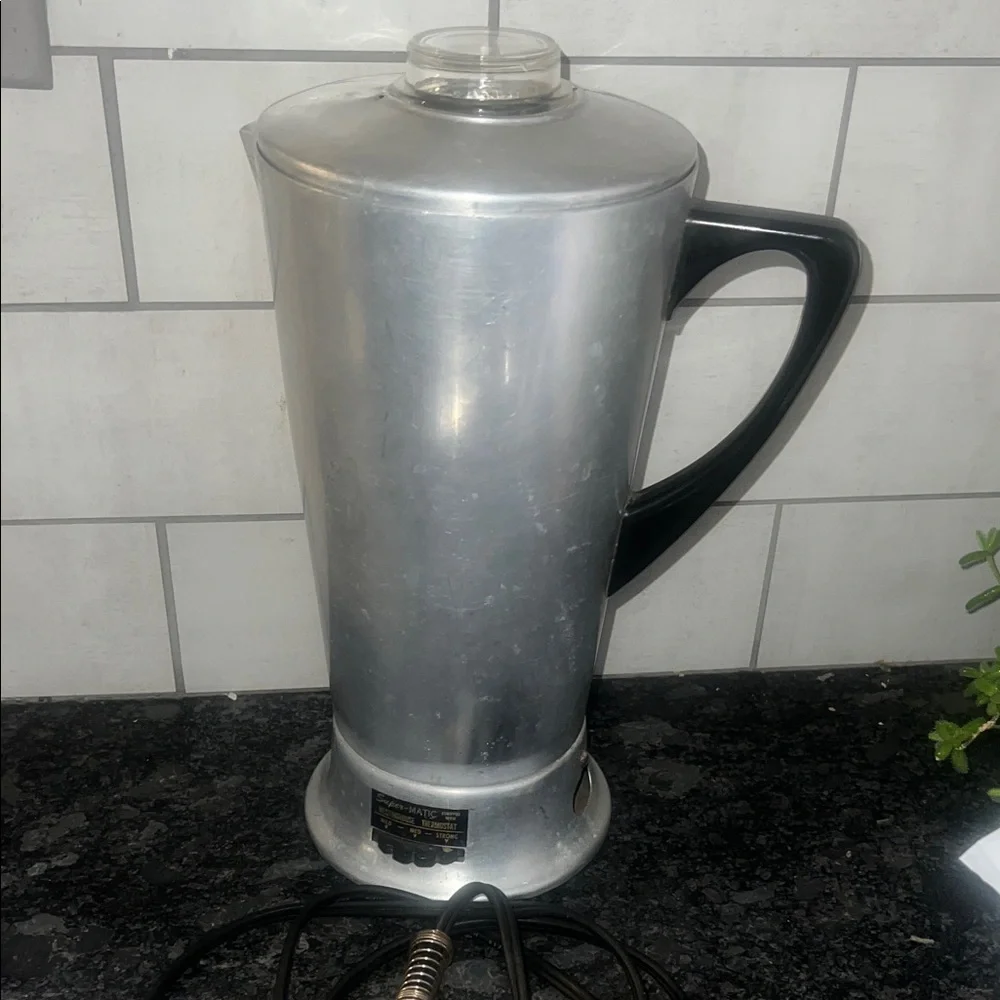 Westinghouse Super-Matic 12 tall coffee pot. This is a RARE FIND.